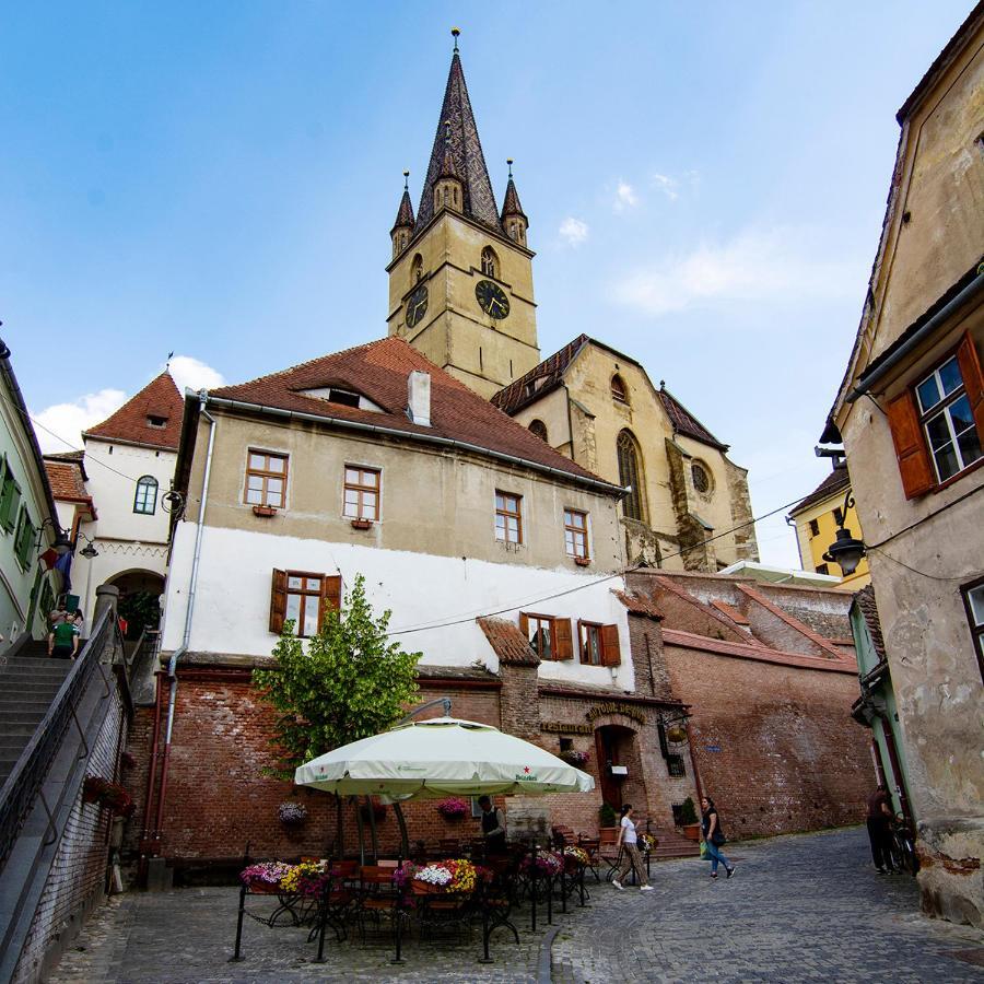 Kleines Hotel Сібіу Екстер'єр фото
