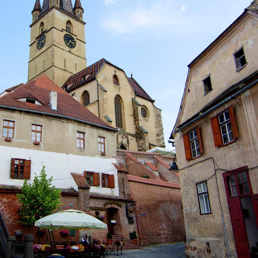 Kleines Hotel Сібіу Екстер'єр фото